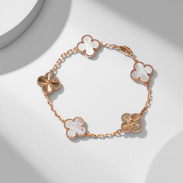 Vintage Alhambra bracelet, 5 motifs